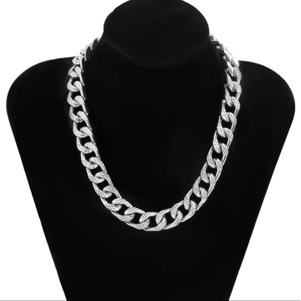 Unisex Silver Cuban Long Chain - Picture 2 of 3